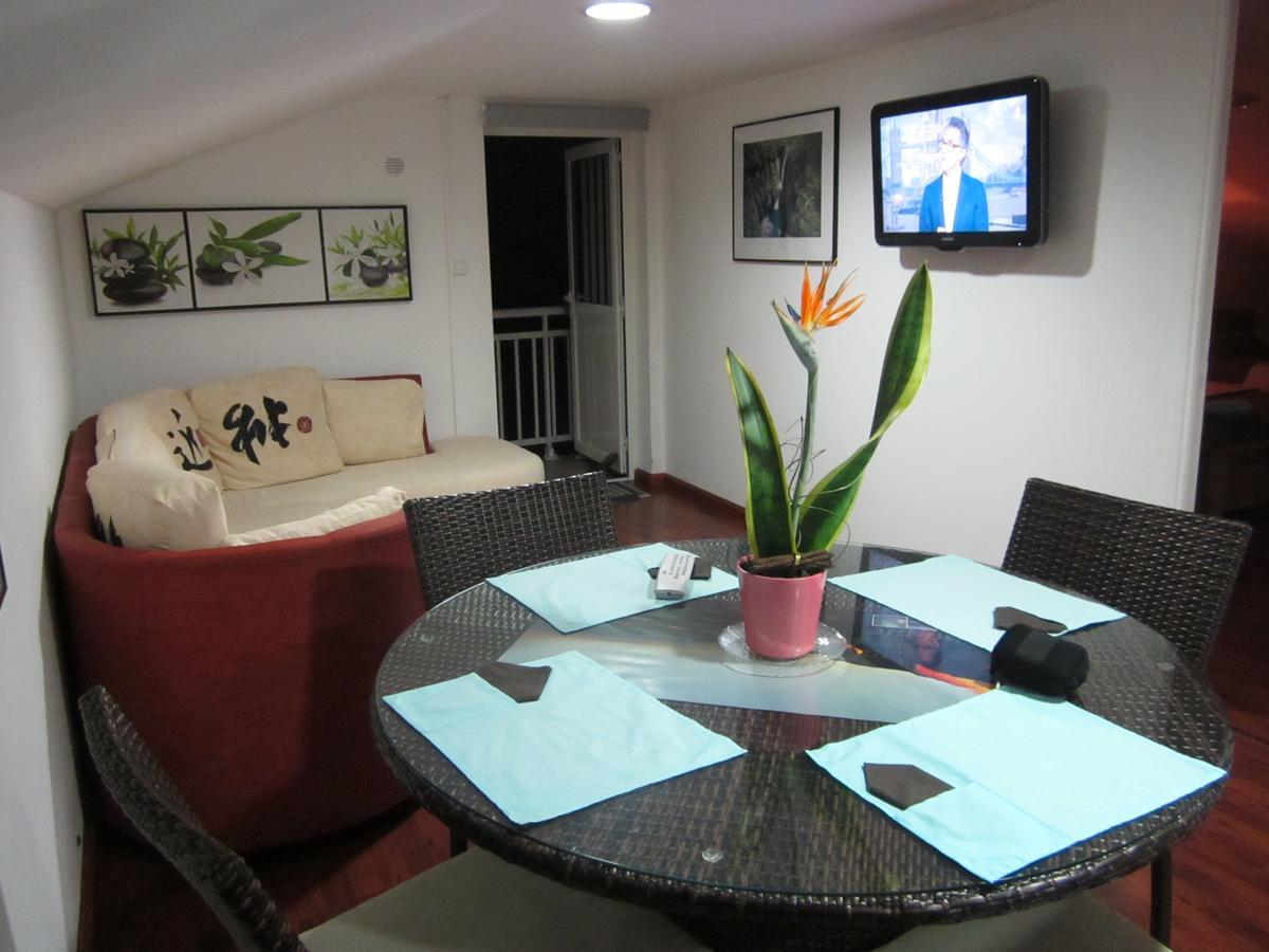 Le Colibri Bed & Breakfast Le Dix-Septieme Exterior foto